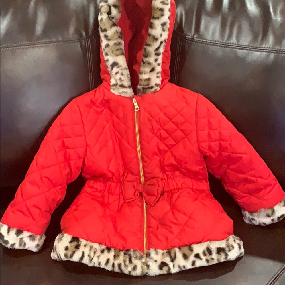 Cute girls leopard & red coat!